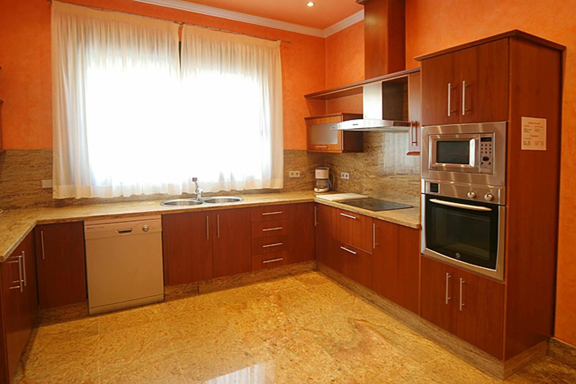 Villa With 4 Bedrooms In Las Lagunas De Mijas, With Wonderful Mountain Екстер'єр фото